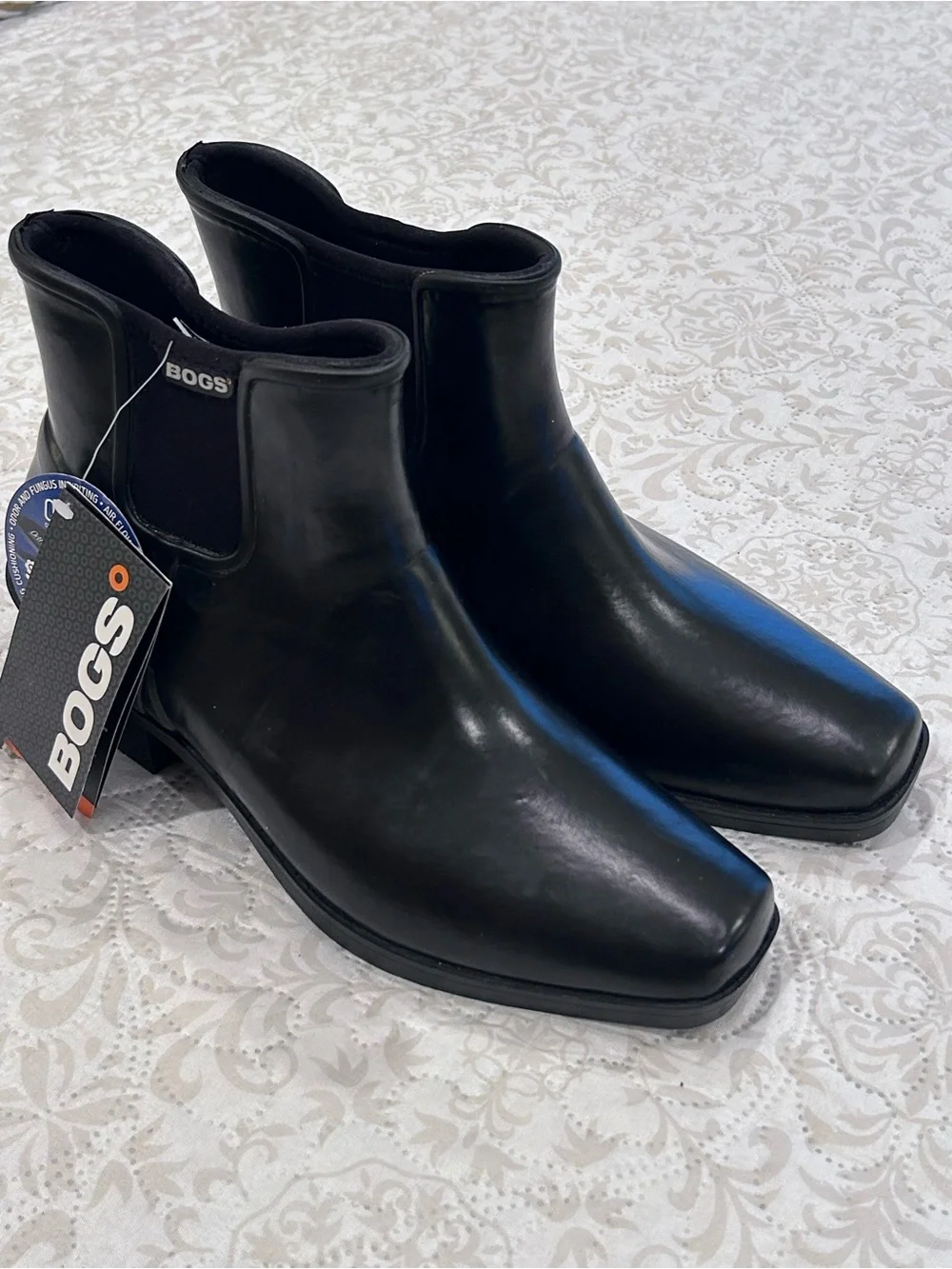 BOGS Valerie Women Chelsea Boots US 10 EU 41 Black Rubber Winter Rain Bootie NWT